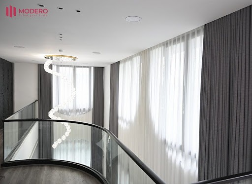 So sánh rèm tự động và rèm truyền thống – Đâu là lựa chọn tối ưu cho không gian sống hiện đại? So sánh rèm tự động và rèm truyền thống – Đâu là lựa chọn tối ưu cho không gian sống hiện đại?