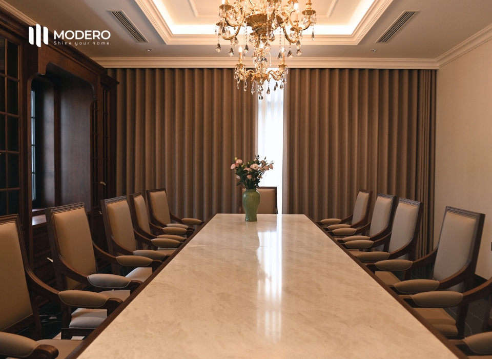 Rèm vải cách nhiệt cao cấp MODERO mang đến vẻ đẹp sang trọng, dễ dàng hòa hợp với nhiều phong cách nội thất.