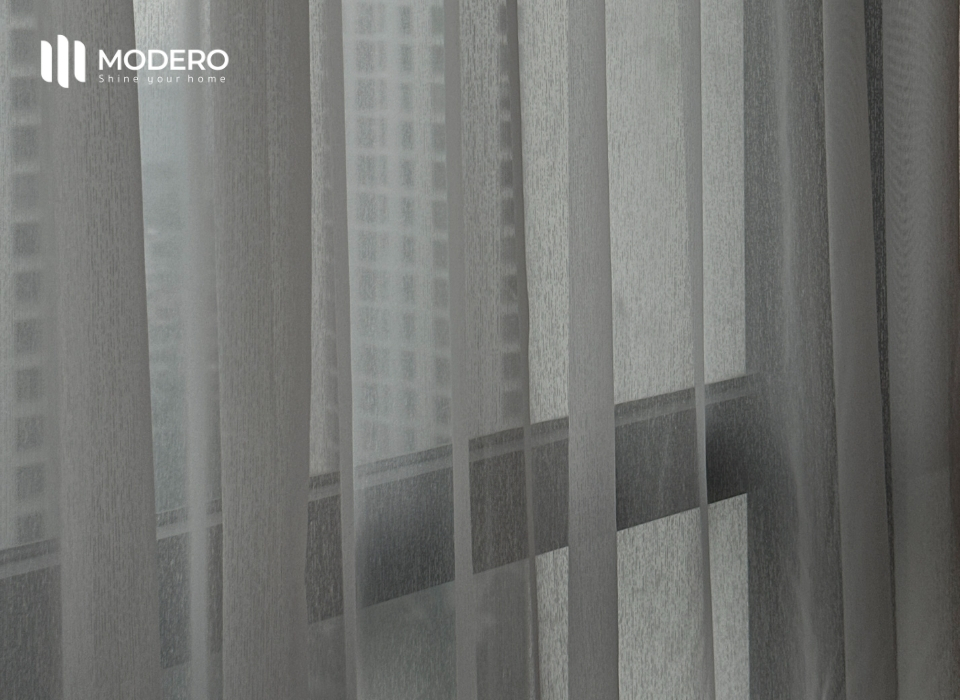 rem-vai-voan-2026 Rèm vải voan giúp kiến trúc đạt được sự cân bằng giữa mở rộng và kiểm soát, giữa ánh sáng và bóng râm, giữa kết nối và riêng tư.