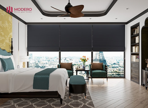 Rèm Roman MODERO có tính năng cản sáng cực tốt cho phòng ngủ.